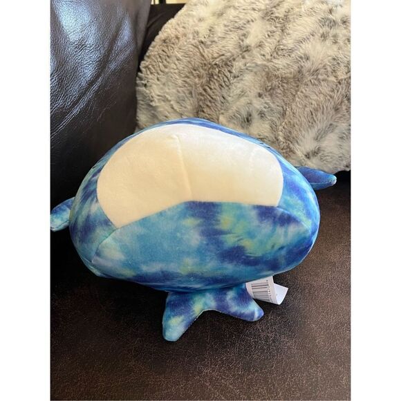 Squishmallows Luther the Shark 8” Plush - Picture 5 of 7